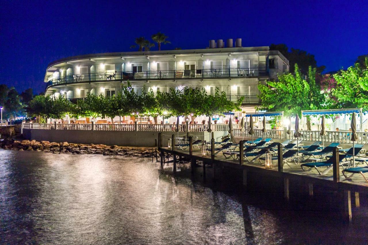 Hotel Restaurant Juanito Platja Sant Carles De La Rapita Exterior photo