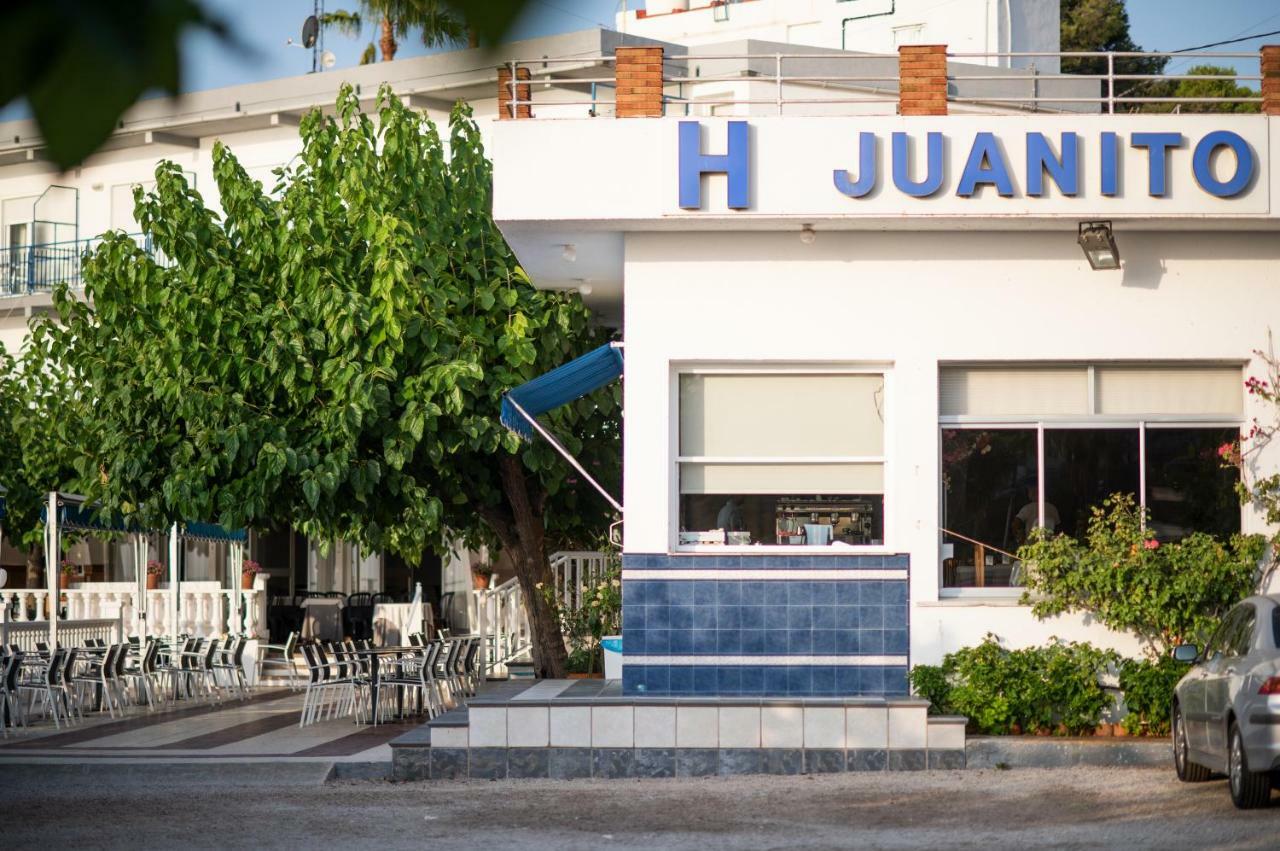 Hotel Restaurant Juanito Platja Sant Carles De La Rapita Exterior photo